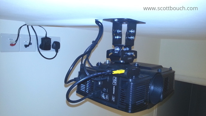 Home cinema Optoma projector and Raspberry Pi