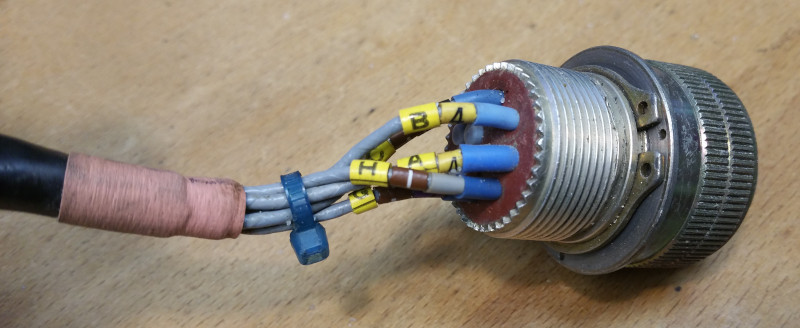Plessey UK-AN 9000 series connector