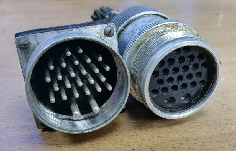 Plessey Breeze 26 way free unit and fixed unit separated