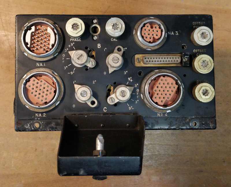 Navigation display amplifier