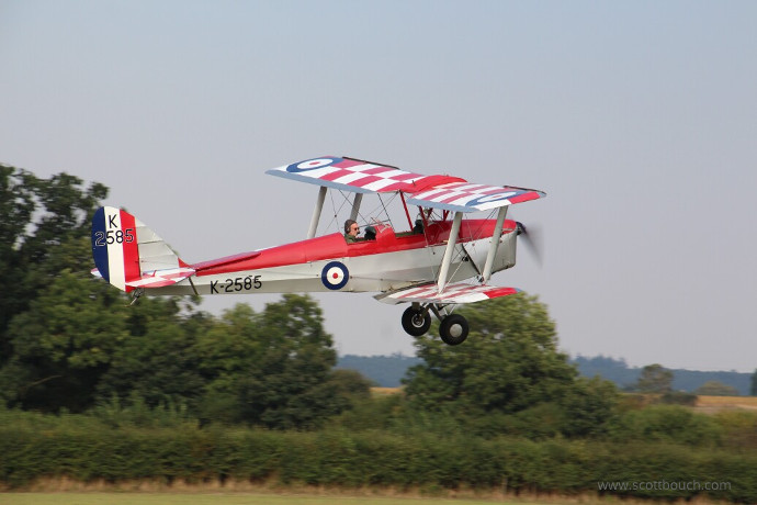 De Havilland Tiger Moth K-2585