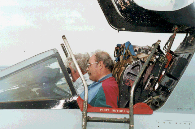 XS458 T Mk. 5 Lightning radar